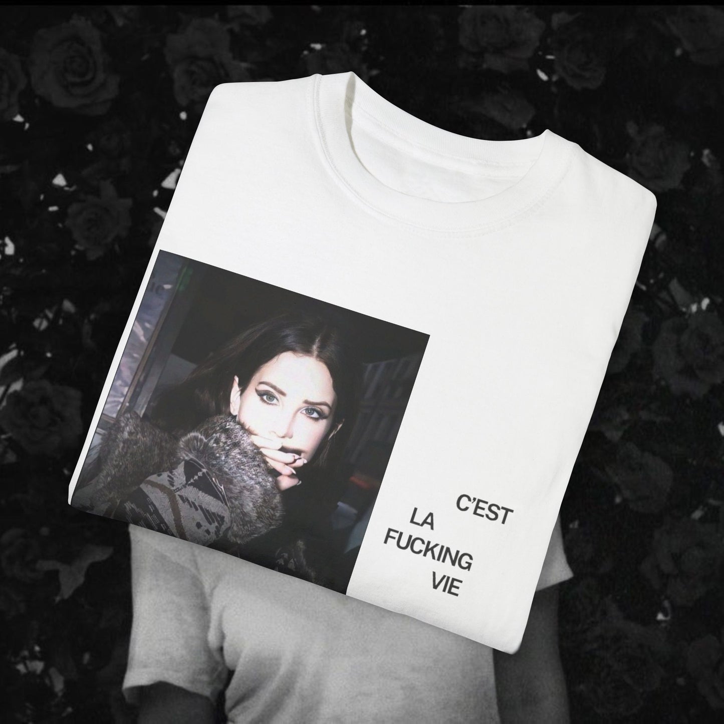 'C'EST LA FUCKING VIE' - Lana Del Rey T-Shirt Unisex